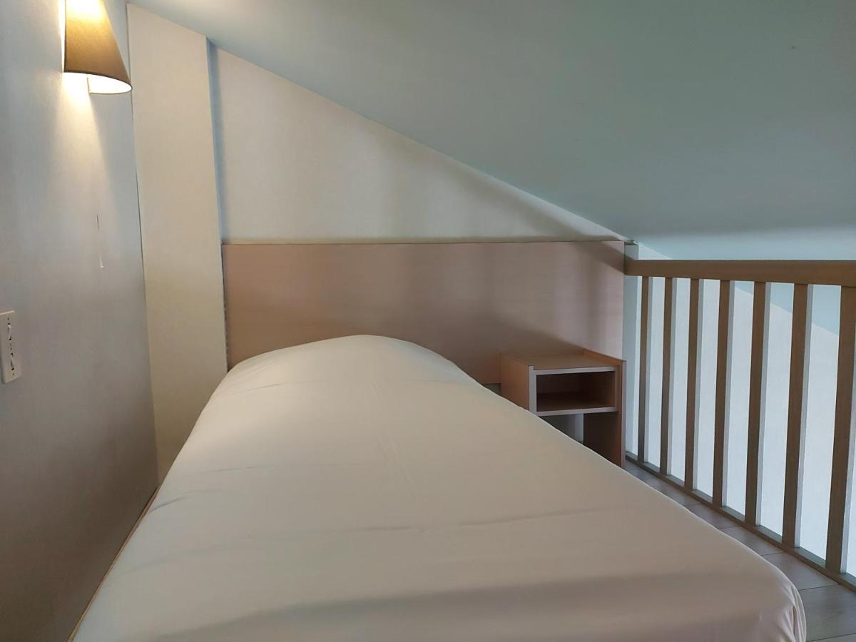 Logis Hotel Vannes Nord Le Clos Des Hortensias Locqueltas Екстериор снимка