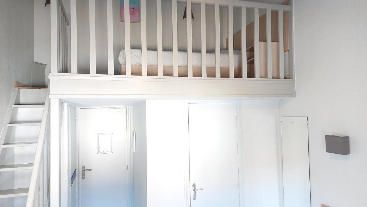 Logis Hotel Vannes Nord Le Clos Des Hortensias Locqueltas Екстериор снимка