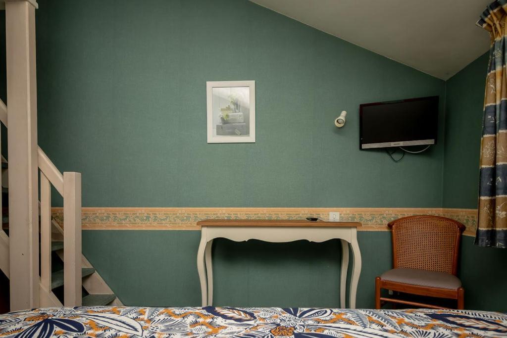Logis Hotel Vannes Nord Le Clos Des Hortensias Locqueltas Екстериор снимка